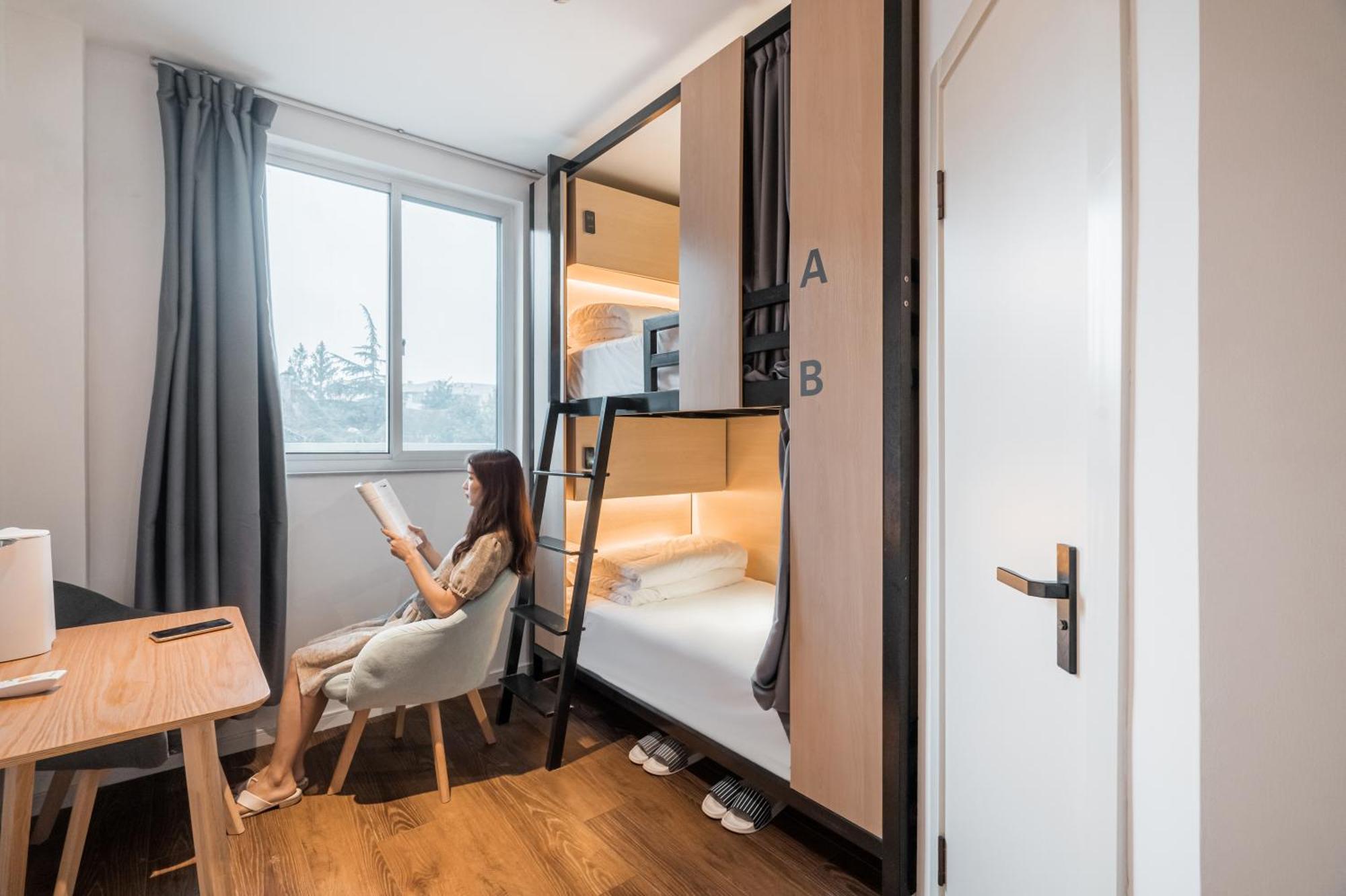 Joy Hongqiao Airport And Railway Hotel Shanghai Buitenkant foto